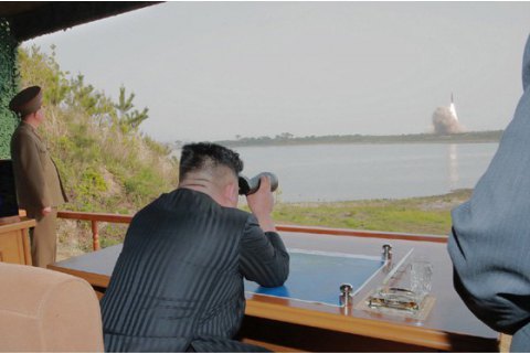 КНДР запустила ракети з підводного човна: Радбез ООН збирає закрите засідання