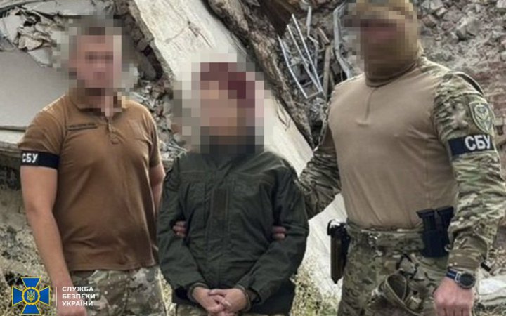 На Харківщині затримали двох ворожих коригувальників: одну із них ФСБ  завербувала через пропозицію "близьких стосунків"