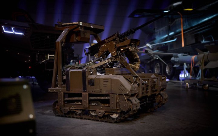 Зеленський: вперше в історії війни позиції окупантів було взято виключно безпілотними платформами