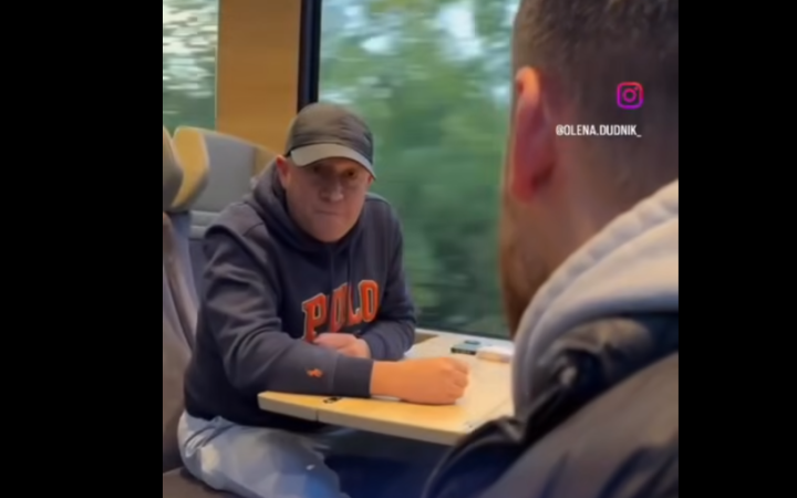 У швейцарському потязі російськомовний чоловік погрожував родині розправою через українську мову. МЗС просить відреагувати