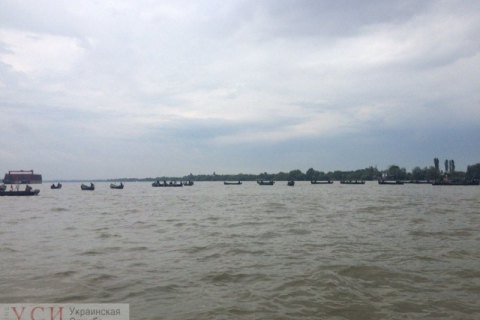 Рибалки човнами перекрили Дунай у Вилковому