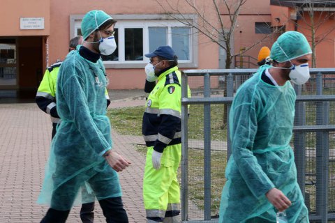 В Італії заявили про третю жертву коронавірусу