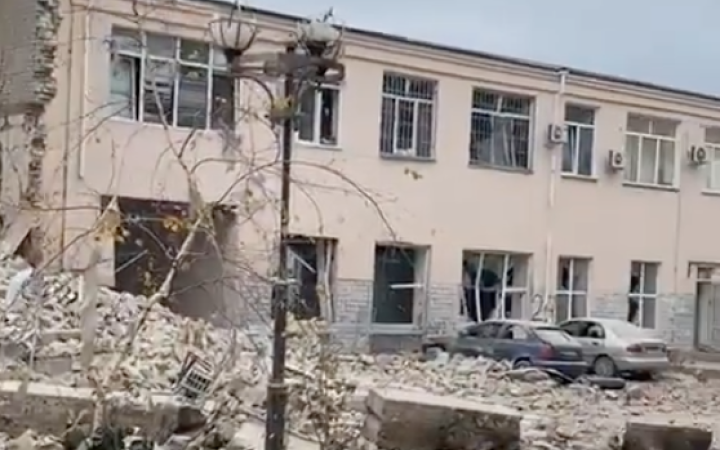 У Херсонській області окупанти замаскували вибухівку в приміщенні ГУ поліції