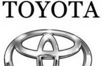 В интернете появились изображения новой Toyota Camry 