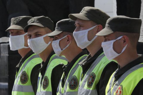 ​У Києві поліція склала адмінпротоколи на два ресторани, які порушували карантин 