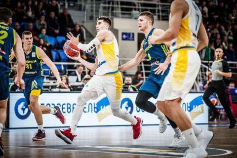 Украинские баскетболисты разгромили чемпионов Европы в отборе на ЧМ-2019
