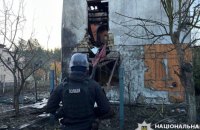 ​У двох районах Києва впали уламки російських безпілотників