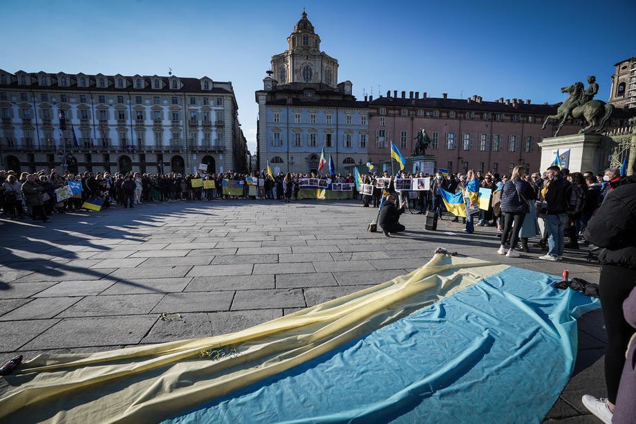 Акція проти війни в Україні, Турин, Італія, 27 лютого 2022 року.