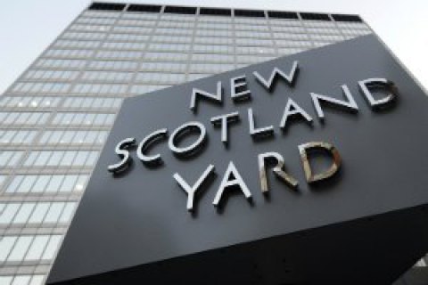 Полиция арестовала третьего подозреваемого по делу о взрыве в метро Лондона (обновлено)