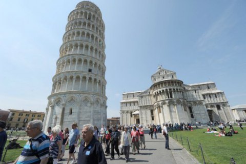 В Італії протестують проти будівництва мечеті біля Пізанської вежі