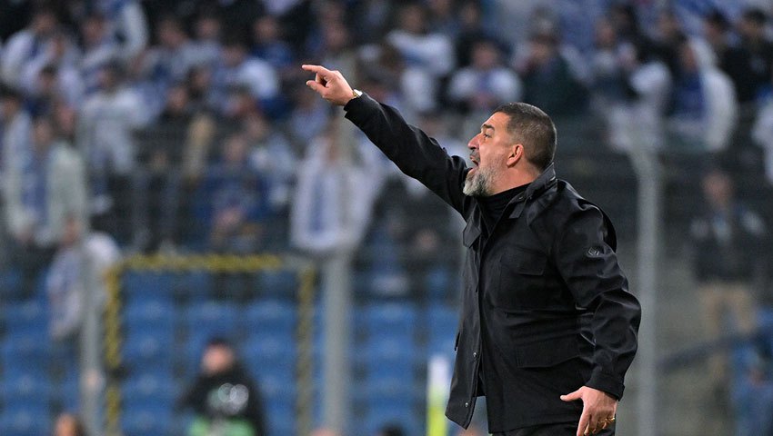 Арда Туран під час матчу