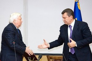 Янукович поблагодарил Пшонку за преданность делу