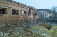 Росіяни 8 разів за добу обстріляли Донеччину, поцілили у будинки