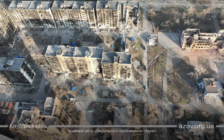 ​Полк "Азов" повідомив, що російські війська використали в Маріуполі отруйну речовину