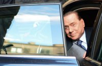 На Берлускони завели уголовное дело из-за визита в Крым