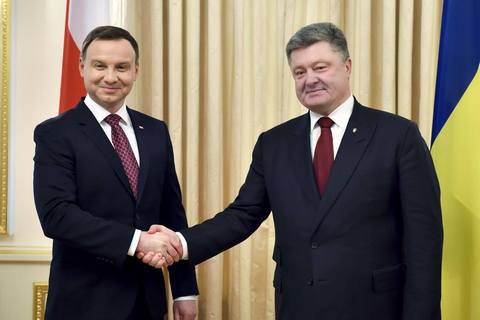 Дуда відмовився від ідеї участі Польщі в переговорах щодо Донбасу