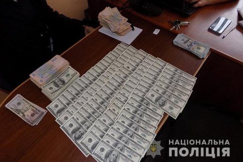 У Тернопільській області чоловік вкрав із сейфа колишнього начальника понад $40 тис.