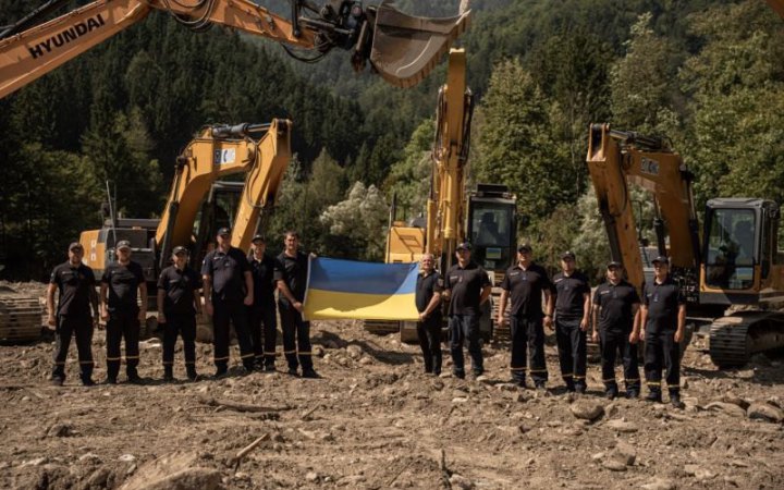 Українські рятувальники завершили відновлювальні роботи у Словенії після паводку