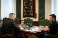 Зеленський зібрав окремих міністрів напередодні заміни прем'єра