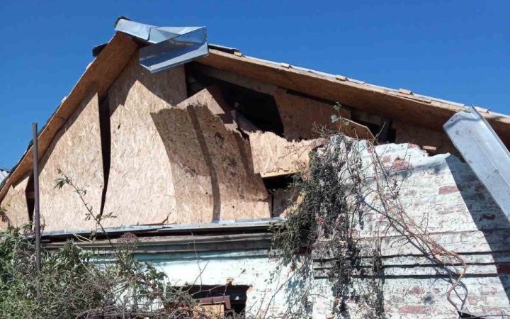 Внаслідок ударів по Нікопольщині пошкоджено промислове підприємство і приватні будинки