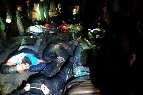 Полиция задержала 40 рейдеров при попытке захватить агропредприятие в Полтавской области