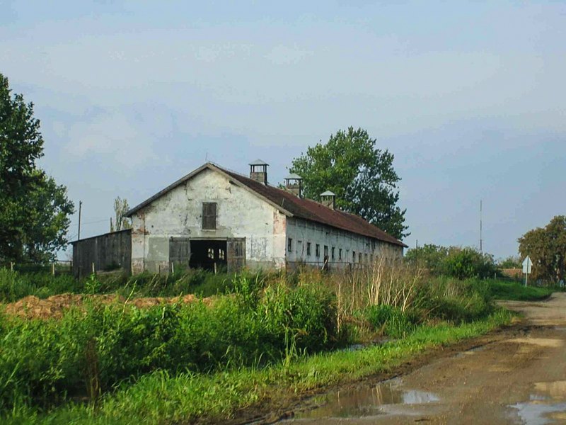 Ферма Овчара – місце масового вбивства сербами хорватських військовополонених і мирного населення.