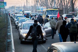 Автомайдан сегодня планирует совершить очередной автопробег в имение Януковича