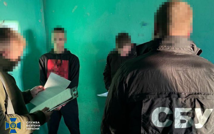 Школярка, студенти та наркоторговець: СБУ затримала ще 4-х паліїв у різних регіонах України