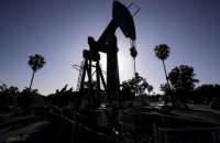 Ціни на нафту впали після інформації про намір США використовувати резервні запаси