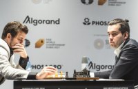 Карлсен зміцнив свою перевагу над росіянином у матчі за світову шахову корону