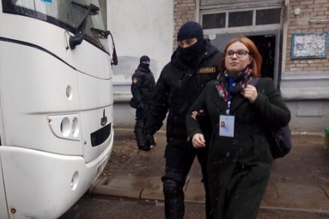 У Мінську затримали понад 50 осіб у правозахисному центрі "Вясна" (оновлено)