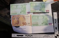У Польщі викрили друкарню, яка могла випустити фальшивих банкнот на суму до 360 млн євро