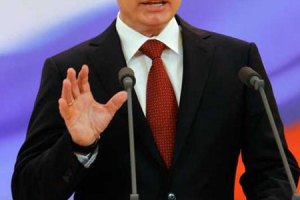 Путін запровадив іспити для гастарбайтерів