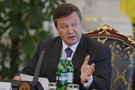 Янукович выступает за скорейшее принятие Налогового кодекса