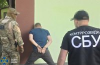 На Вінниччині затримали ворожого агента, який “полював” на військові склади з боєприпасами та озброєнням