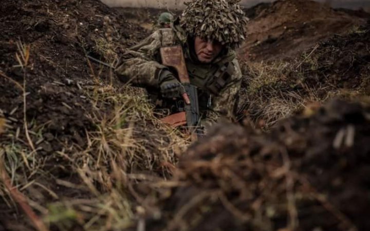 Генштаб: ворог зосередив усі наявні сили на Покровському та Курахівському напрямках. Тривають бої