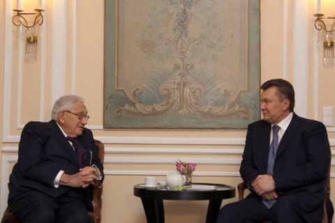 Посланцем США для налаживания отношений с Россией может стать Генри Киссинджер