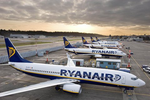 Аеропорт "Бориспіль" погодив 17 рейсів Ryanair із 24