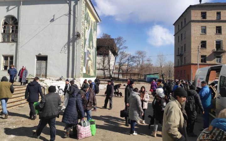 Из Рубежного на Луганщине удалось эвакуировать 80 человек