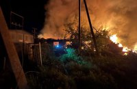 Які небезпечні речовини можуть бути у повітрі після обстрілів, пояснила Центральна обсерваторія 