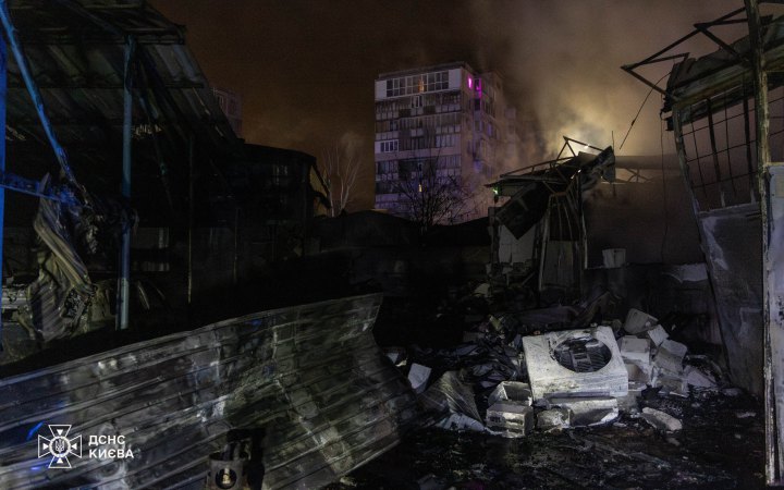 Київ перебував під масованою атакою БпЛА та ракет, є загиблий (оновлено)