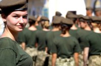 Понад 40 000 жінок проходять службу у Збройних силах України