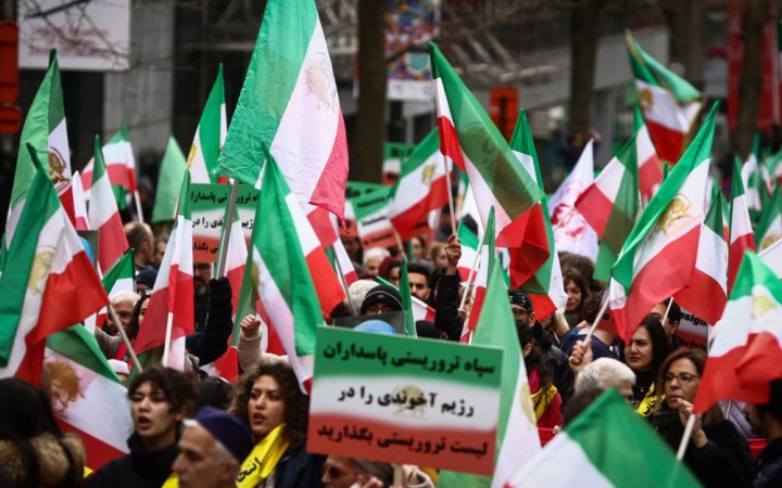 Депутати з ЄС закликають визнати Корпус вартових іранської революції терористами
