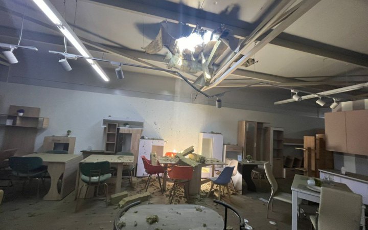 Росіяни зруйнували п'ять навчальних закладів та понад 90 житлових будинків на Дніпропетровщині