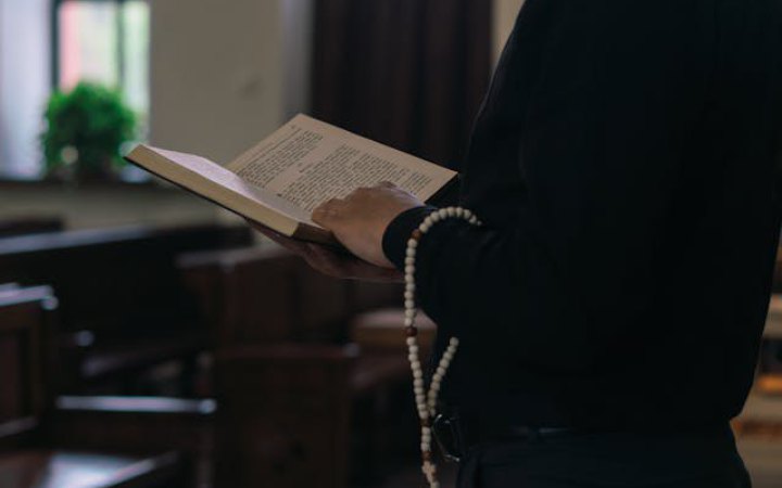 Reuters: майже 4400 людей постраждали від насильства з боку священників в Італії за 5 років