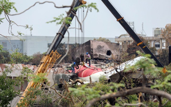 ​У Індії після смертельної авіакатастрофи перевірять усі Boeing 787 