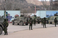 Госпогранслужба сообщила о новых нападениях на пограничников в Крыму 