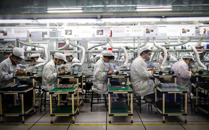 Reuters: Китай зобов’язав компанії з держфінансуванням у сфері дата-центрів відмовитися від іноземних чипів ШІ