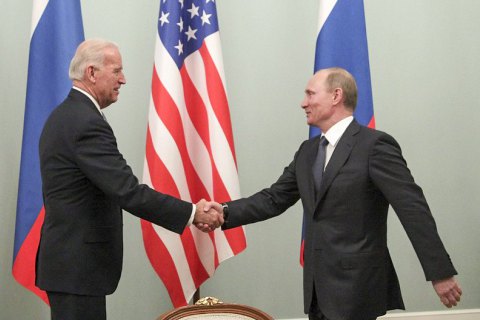Байден прокоментував можливість зустрічі з Путіним під час переговорів США і Росії