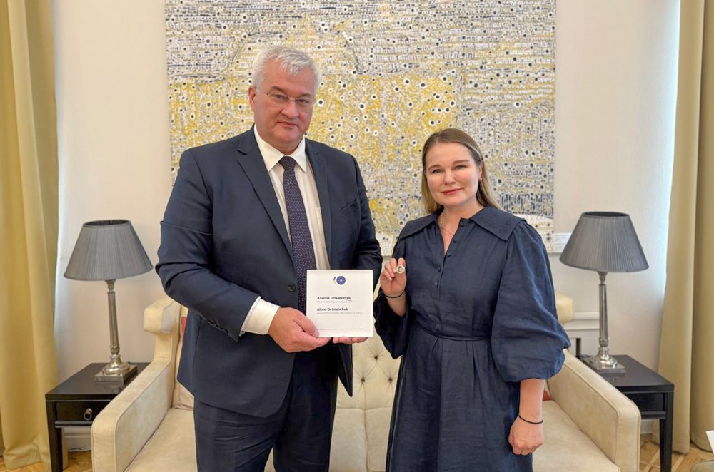 глава Місії України при НАТО Альона Гетьманчук і глава МЗС України Андрій Сибіга